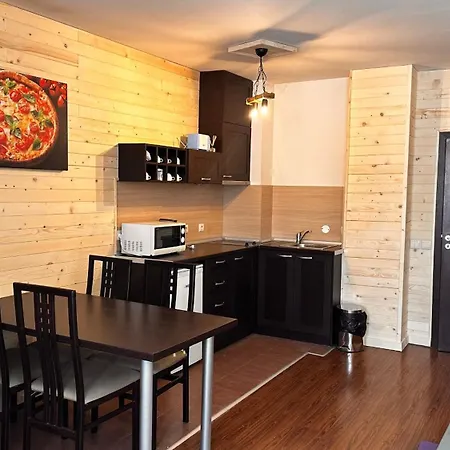 Royal Towers - 1237 *