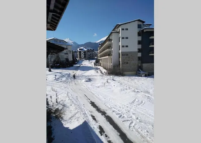 Royal Towers - 1237 *